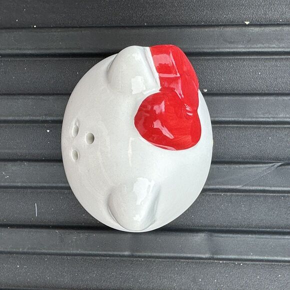 Hello Kitty Christmas Ceramic Salt and Pepper Shakers Sanrio New! Rare 2023 - Picture 9 of 15